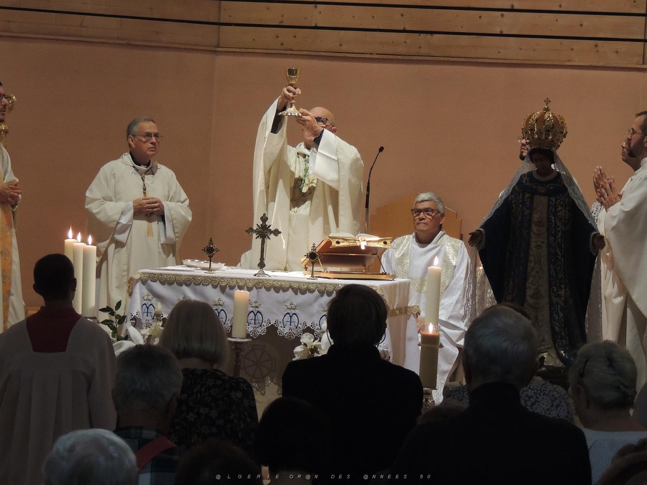 2022 10 10 SIX-FOURS HOMMAGE A NOTRE DAME D AFRIQUE (76).JPG -           